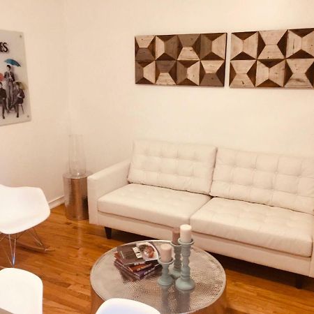 Two Bedroom Harlem Apartment New York Buitenkant foto