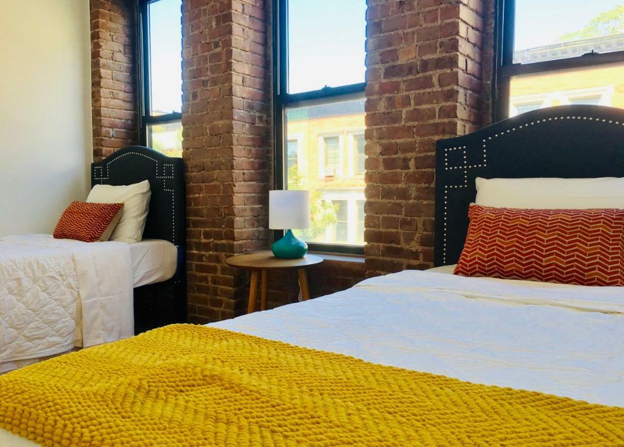 Two Bedroom Harlem Apartment New York Buitenkant foto